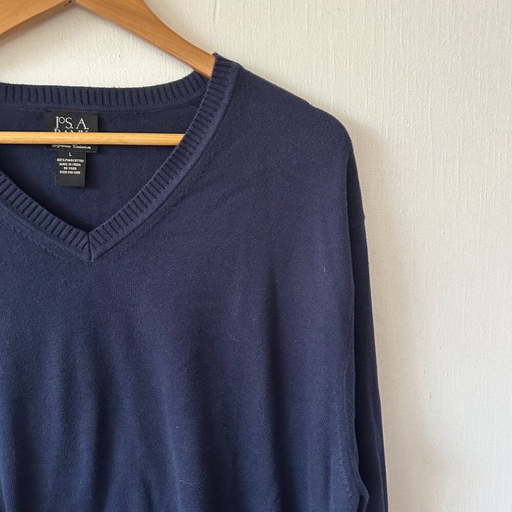 Jos A Bank V-neck Sweater Mens Large Navy Blue Academia Old Money Knit Pullover - Picture 2 of 4